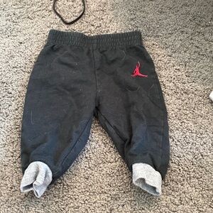 ♦️5 for $15♦️3-6 air Jordan pants